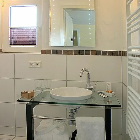 Zur Schwaben-schaenke 3* Renningen